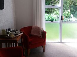 Patuha Rainforest Retreat