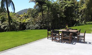 Patuha Rainforest Retreat