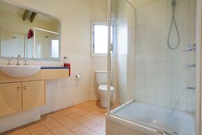 Tathra Beach House Apartments