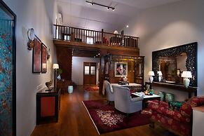 Seven Terraces Hotel