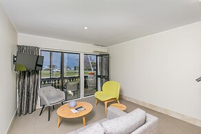 Le Chalet Suisse Motel Apartments