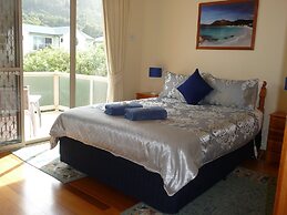 Angela's Beach Stays