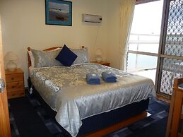 Angela's Beach Stays