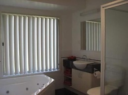 Lookout Holiday Units