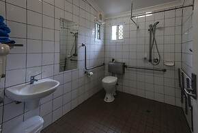 Batchelor Holiday Park