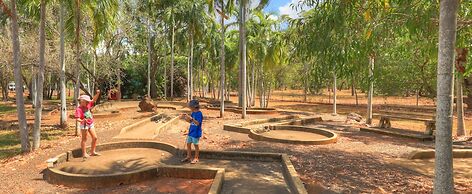 Batchelor Holiday Park