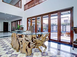 Hastinapura Residence