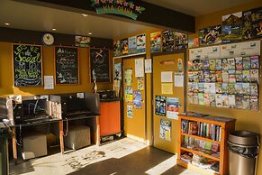 Taupo Urban Retreat - Hostel