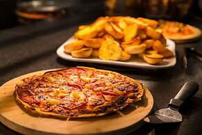 Nightcap at Watermark Glenelg