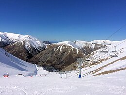 Oxford Village Motels