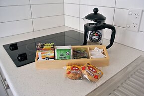 Oxford Village Motels