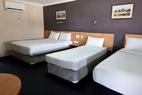 Sun Palms Motel
