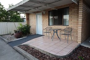 Sun Palms Motel
