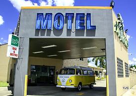 Sun Palms Motel