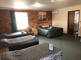 Denman Motor Inn