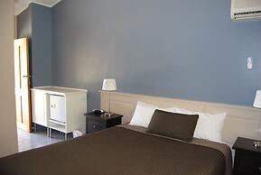 Airlie House Motor Inn