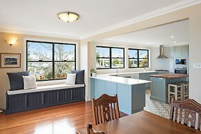 Heritage House Motel & Units