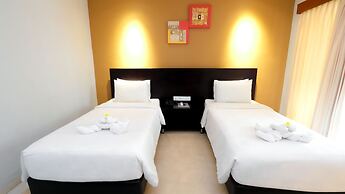 Fourteen Roses Beach Hotel