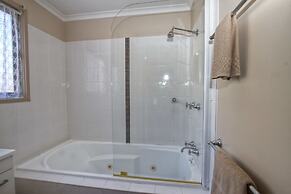 Twin Dolphins Holiday Park