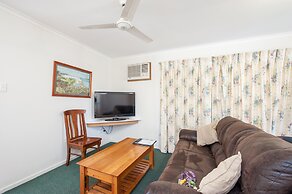 Jacaranda Place Motor Inn