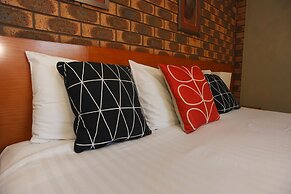 Horsham Mid City Court Motel