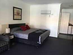 Horsham Mid City Court Motel