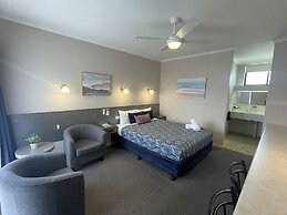 Paddle Wheel Motel