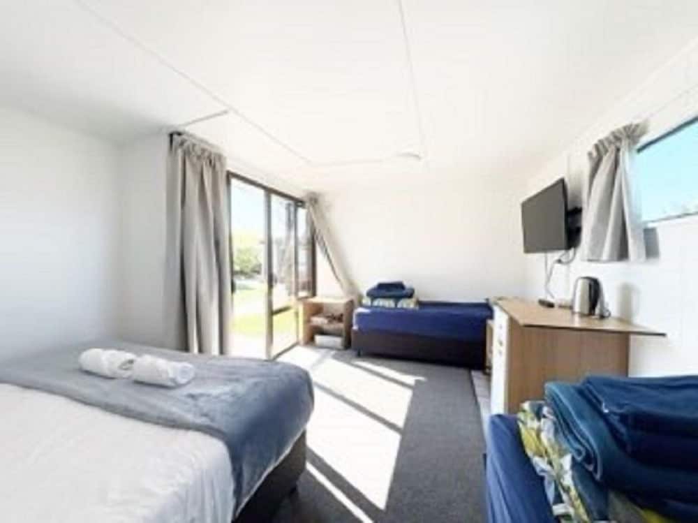 North South Holiday Park