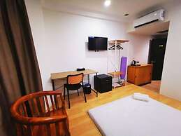 REGALODGE HOTEL & SPA