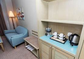 REGALODGE HOTEL & SPA