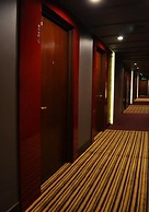 REGALODGE HOTEL & SPA