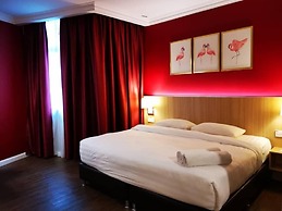 REGALODGE HOTEL & SPA