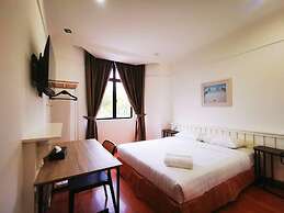 REGALODGE HOTEL & SPA