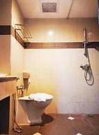 REGALODGE HOTEL & SPA