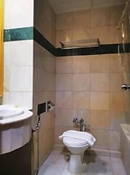 REGALODGE HOTEL & SPA