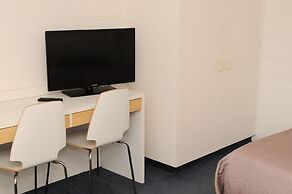 The Peninsula Motor Inn