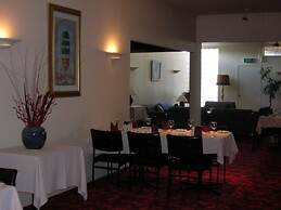 The Peninsula Motor Inn