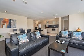 Esplanade Apartments
