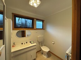 Silver Ridge Retreat