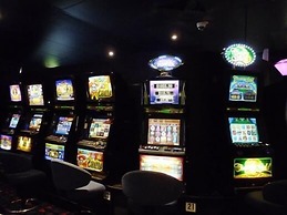 Jolly Collier Hotel Motel