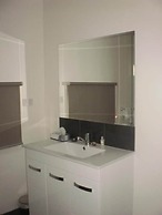 Jolly Collier Hotel Motel