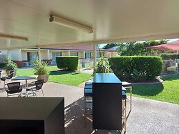 Emerald Explorers Inn