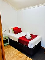 Downs Motel