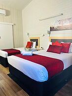 Downs Motel