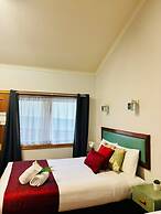 Downs Motel