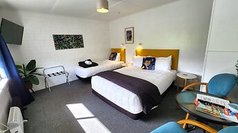 U Studios Masterton