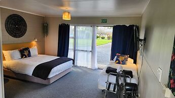 U Studios Masterton