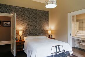 Pomeroy's on Kilmore