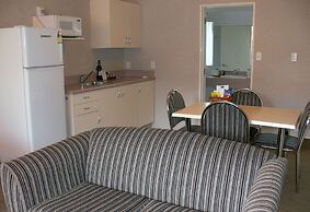 Deco City Motor Lodge