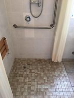 Deco City Motor Lodge